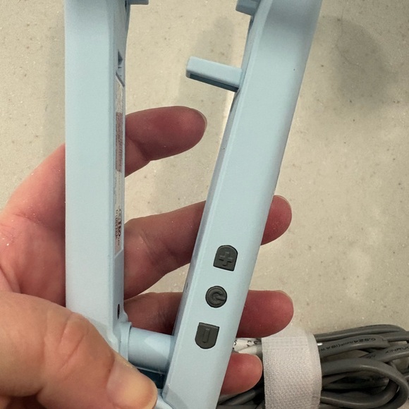 VOLOOM Classic Hair Volumizer in Light Blue - Picture 6 of 7